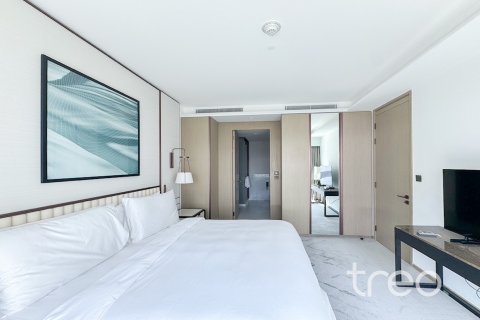 Снять в аренду квартиру в Address Harbour Point, Dubai Creek Harbour (The Lagoons), Дубай: 2 спальни, 102.47м², № 138117 - фото 24
