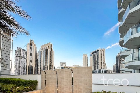 Снять в аренду квартиру в Address Harbour Point, Dubai Creek Harbour (The Lagoons), Дубай: 2 спальни, 102.47м², № 138117 - фото 8