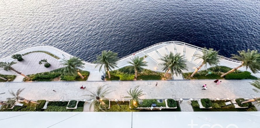 Квартира в Address Harbour Point, Dubai Creek Harbour (The Lagoons), Дубай, 2 спальни, 102.47м², № 138117