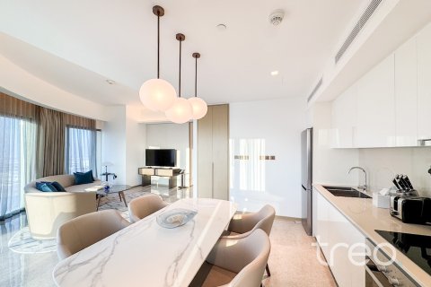 Снять в аренду квартиру в Address Harbour Point, Dubai Creek Harbour (The Lagoons), Дубай: 2 спальни, 102.47м², № 138117 - фото 3