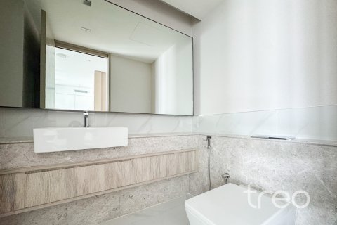 Снять в аренду квартиру в Address Harbour Point, Dubai Creek Harbour (The Lagoons), Дубай: 2 спальни, 102.47м², № 138117 - фото 22