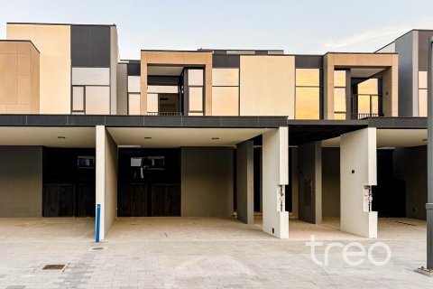Villa en Mudon, Dubai, 3 dormitorios, 217.86 m², № 138118 - foto 2