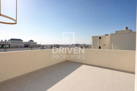 Villa en Mirdif Villas, Mirdif, Dubai, 4 dormitorios, 1532.99 m², № 140465 - foto 26