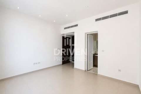 Villa en Mirdif Villas, Mirdif, Dubai, 4 dormitorios, 1532.99 m², № 140465 - foto 9