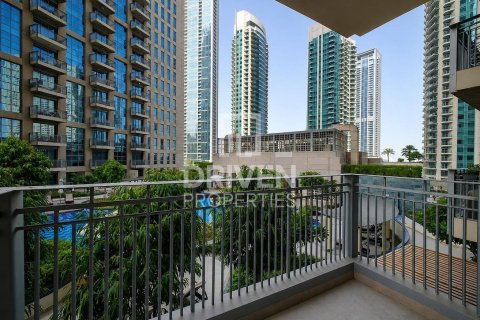 Apartment in Standpoint Towers, Downtown Dubai (Downtown Burj Dubai), Dubai 2 bedrooms, 122.26 sq.m. № 140467 - photo 24