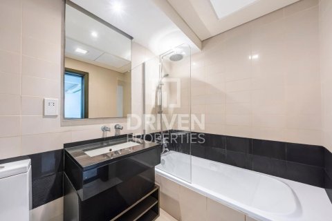 Apartment in The Lofts, Downtown Dubai (Downtown Burj Dubai), Dubai studio, 51.84 sq.m. № 140469 - photo 10