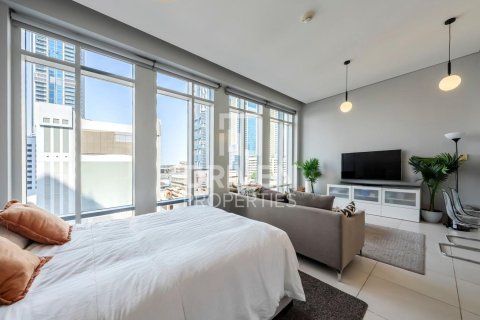 Apartment in The Lofts, Downtown Dubai (Downtown Burj Dubai), Dubai studio, 51.84 sq.m. № 140469 - photo 5
