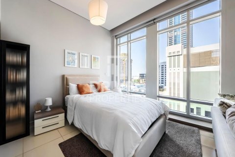 Apartment in The Lofts, Downtown Dubai (Downtown Burj Dubai), Dubai studio, 51.84 sq.m. № 140469 - photo 4
