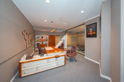 Снять в аренду офис в Sheikh Zayed Road, Дубай: 235м², № 92891 - фото 12