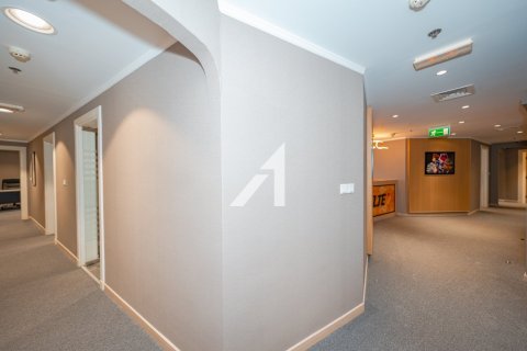Снять в аренду офис в Sheikh Zayed Road, Дубай: 235м², № 92891 - фото 6
