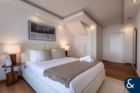 Duplex in Jumeirah Beach Residence, Dubai 3 bedrooms, 206 sq.m. № 75958 - photo 27