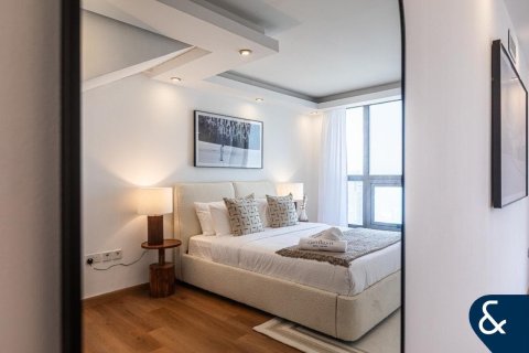 Duplex in Jumeirah Beach Residence, Dubai 3 bedrooms, 206 sq.m. № 75958 - photo 28