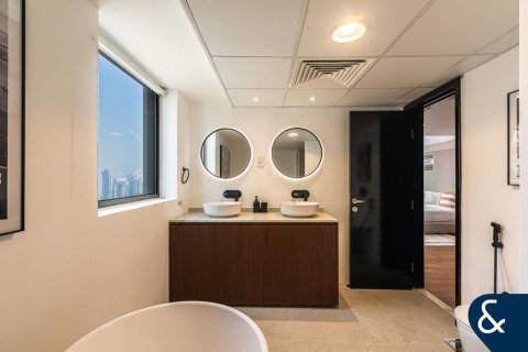 Duplex in Jumeirah Beach Residence, Dubai 3 bedrooms, 206 sq.m. № 75958 - photo 17