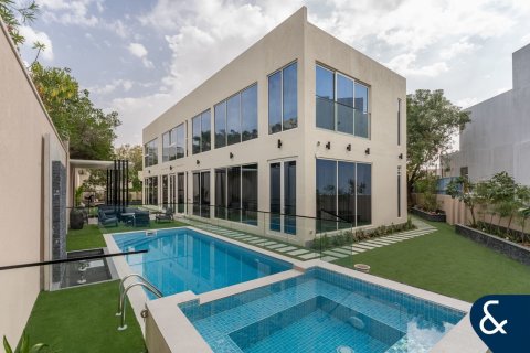 Villa à Arabian Ranches, Dubai, 6 chambres, 588 m², № 75947 - photo 1