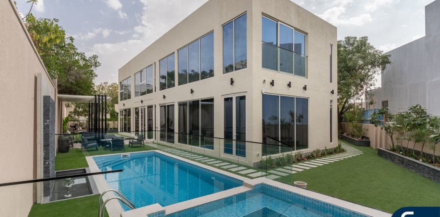 Villa à Arabian Ranches, Dubai, 6 chambres, 588 m², № 75947