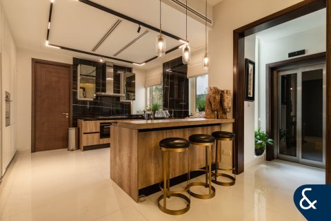 Villa à Arabian Ranches, Dubai, 6 chambres, 588 m², № 75947 - photo 7