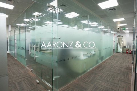 Bureau à Business Bay, Dubai, 434 m², № 99247 - photo 9