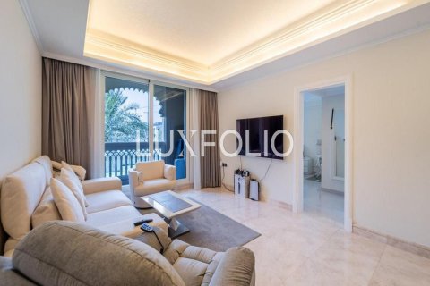 Apartment in Palm Jumeirah, Dubai 1 bedroom, 104 sq.m. № 46108 - photo 2
