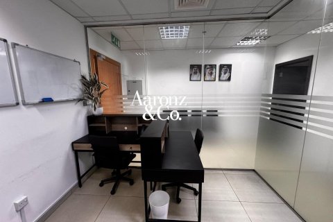 Office in Business Bay, Dubai 66 sq.m. № 124471 - photo 4