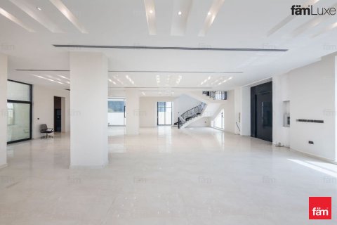 Villa in Al Barsha, Dubai 5 bedrooms, 884.3 sq.m. № 109989 - photo 4