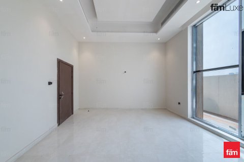 Villa in Al Barsha, Dubai 5 bedrooms, 884.3 sq.m. № 109989 - photo 18