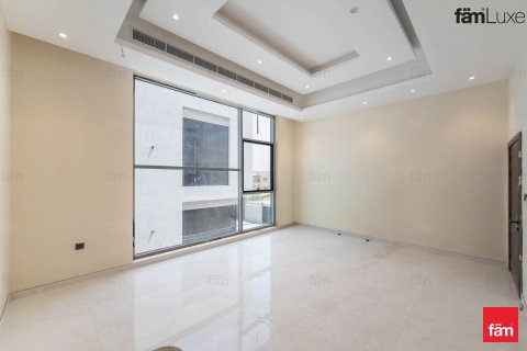 Villa in Al Barsha, Dubai 5 bedrooms, 884.3 sq.m. № 109989 - photo 19