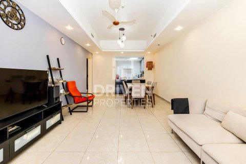 Купить квартиру в Джумейра Лейк Тауэрс, Дубай: 2 спальни, 109м², № 19974 - фото 4