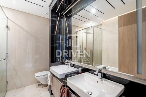 Apartment in Jumeirah Lake Towers, Dubai 3 bedrooms, 206 sq.m. № 19976 - photo 11