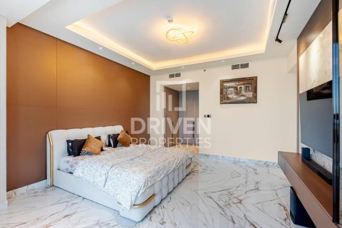 Apartment in Jumeirah Lake Towers, Dubai 3 bedrooms, 206 sq.m. № 19976 - photo 10