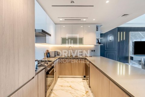 Apartment in Jumeirah Lake Towers, Dubai 3 bedrooms, 206 sq.m. № 19976 - photo 7