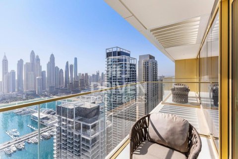 Apartment in EMAAR Beachfront, Dubai Harbour, Dubai 2 bedrooms, 123.28 sq.m. № 129648