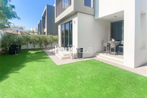 Villa in Sidra Villas, Dubai Hills Estate, Dubai 3 bedrooms, 288 sq.m. № 45178 - photo 1
