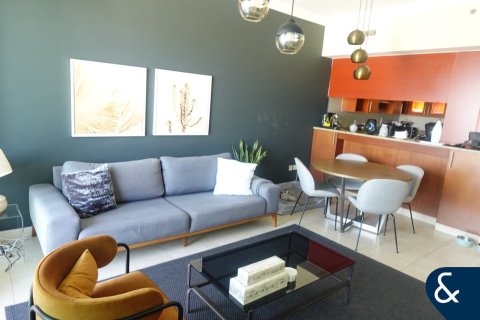 Apartment in The Views, Dubai 1 bedroom, 72 sq.m. № 91604 - photo 2