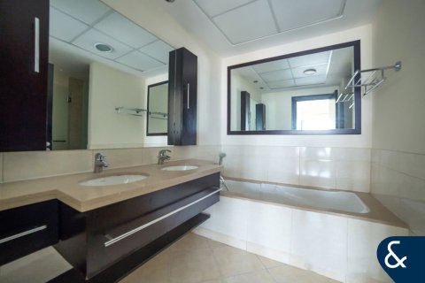 Купить квартиру в The Views, Дубай: 2 спальни, 145м², № 91602 - фото 15