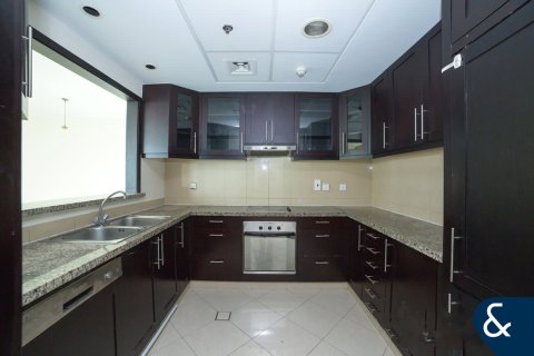 Купить квартиру в The Views, Дубай: 2 спальни, 145м², № 91602 - фото 3