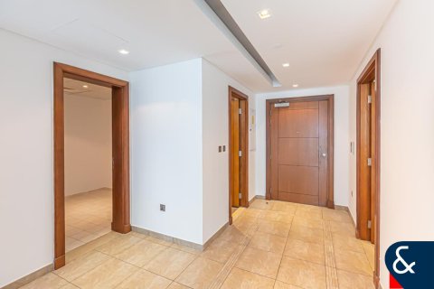 Apartment in Palm Jumeirah, Dubai 2 bedrooms, 173 sq.m. № 91605 - photo 18