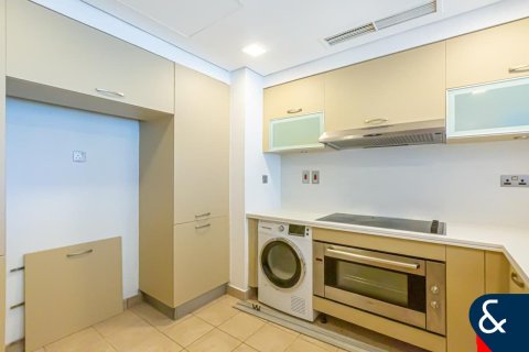 Apartment in Palm Jumeirah, Dubai 2 bedrooms, 173 sq.m. № 91605 - photo 3