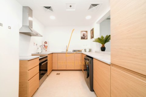 Снять в аренду квартиру в Bay Square, Бизнес-Бэй, Дубай: 1 спальня, 148м², № 90869 - фото 3