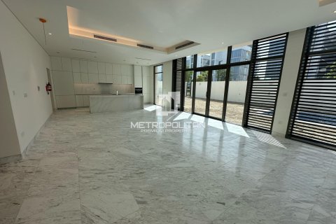 Купить виллу в District One, Мохаммед Бин Рашид Сити, Дубай: 5 спален, 727м², № 15123 - фото 1