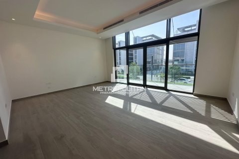 Купить виллу в District One, Мохаммед Бин Рашид Сити, Дубай: 5 спален, 727м², № 15123 - фото 11