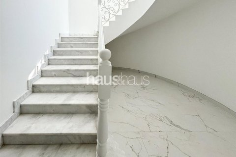 Villa en Umm Suqeim, Dubai, 5 dormitorios, 958 m², № 44617 - foto 17