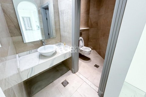 Villa en Umm Suqeim, Dubai, 5 dormitorios, 958 m², № 44617 - foto 13