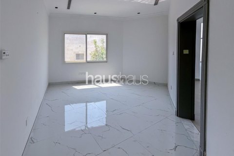 Villa en Umm Suqeim, Dubai, 5 dormitorios, 958 m², № 44617 - foto 22