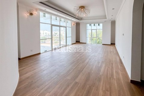 Villa en Umm Suqeim, Dubai, 5 dormitorios, 958 m², № 44617 - foto 5