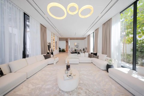 Villa in Al Barari, Dubai 7 bedrooms, 2526.87 sq.m. № 120115 - photo 28