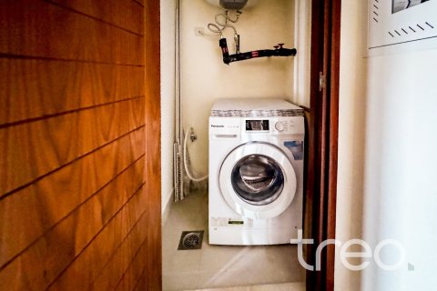 Снять в аренду квартиру в Бурдж-Халифе, Дубай: 1 спальня, 71.26м², № 120113 - фото 7