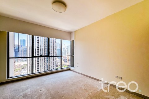 Снять в аренду квартиру в Бурдж-Халифе, Дубай: 1 спальня, 71.26м², № 120113 - фото 9
