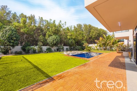 Villa in Al Barari, Dubai 4 bedrooms, 650.97 sq.m. № 120116 - photo 5