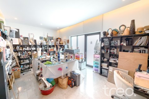 Villa in Al Barari, Dubai 4 bedrooms, 650.97 sq.m. № 120116 - photo 29