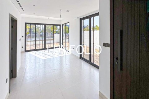 Villa in Aura, Tilal Al Ghaf, Dubai 4 bedrooms, 220 sq.m. № 45279 - photo 4